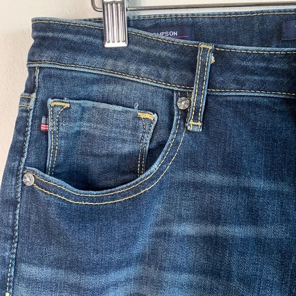 Vigoss Thompson Tomboy Distressed Dark Wash Stretch Classic Fit Jeans Sz 31 - Picture 5 of 11